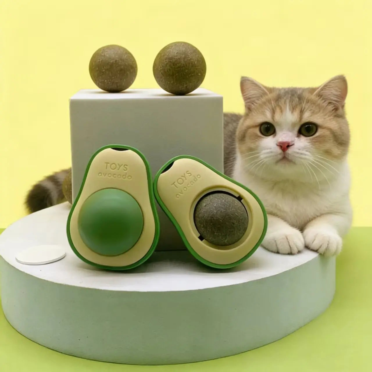 Wall-Mounted Catnip Chew Toy with 360° Spinning Ball for Enhanced Dental Care and Interactive Play for Indoor Cats